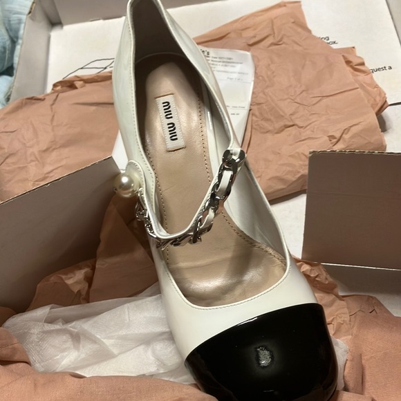 Mui Mui Mary Jane 41 NWT